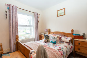 Flat Bedroom- click for photo gallery